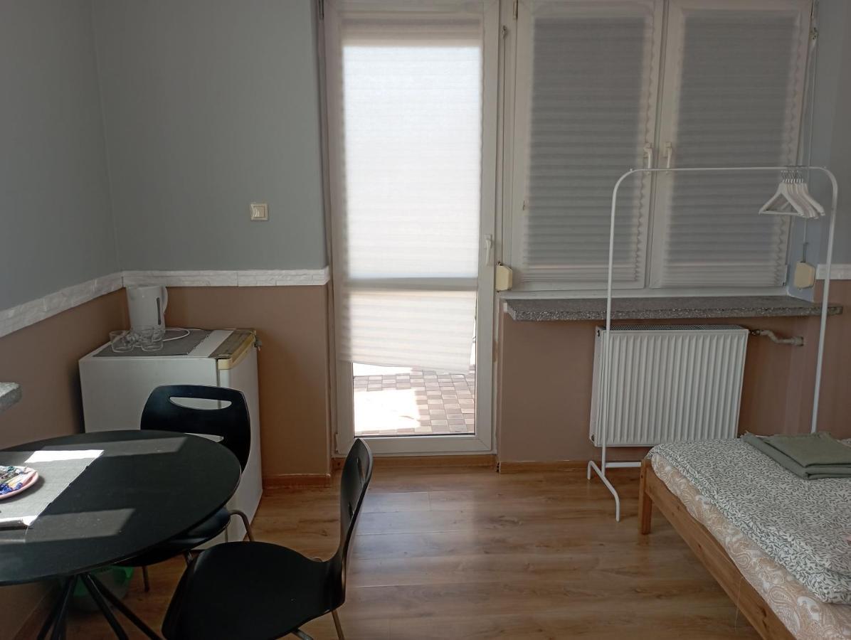 Pokoje Targowek Hotel Warschau Buitenkant foto