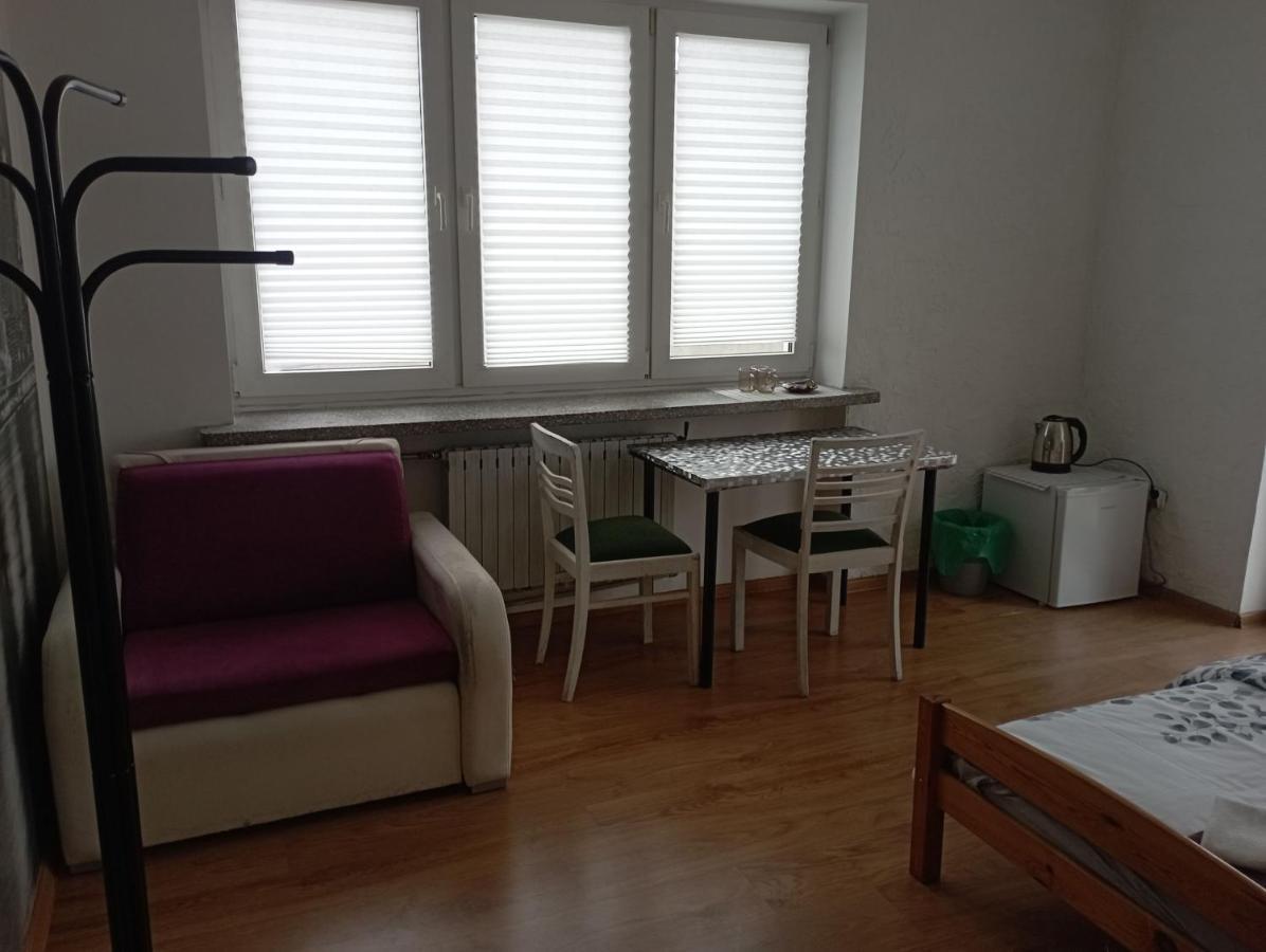 Pokoje Targowek Hotel Warschau Buitenkant foto