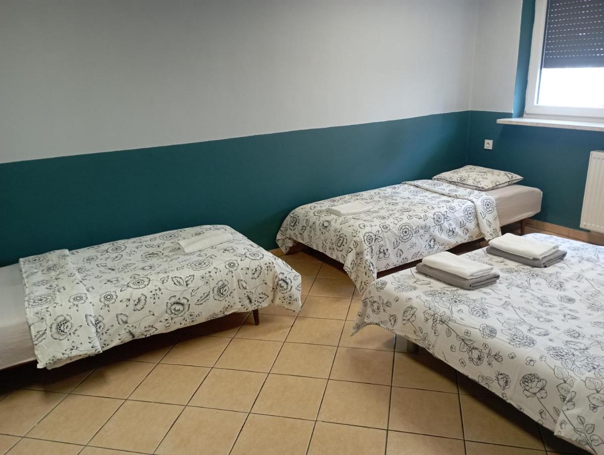 Pokoje Targowek Hotel Warschau Buitenkant foto