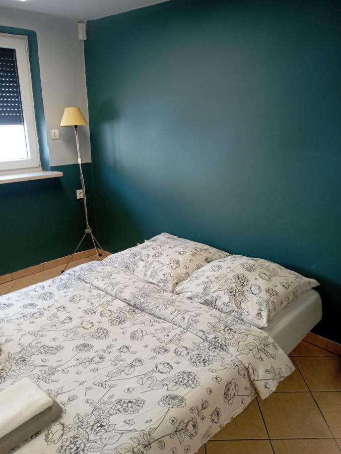Pokoje Targowek Hotel Warschau Buitenkant foto