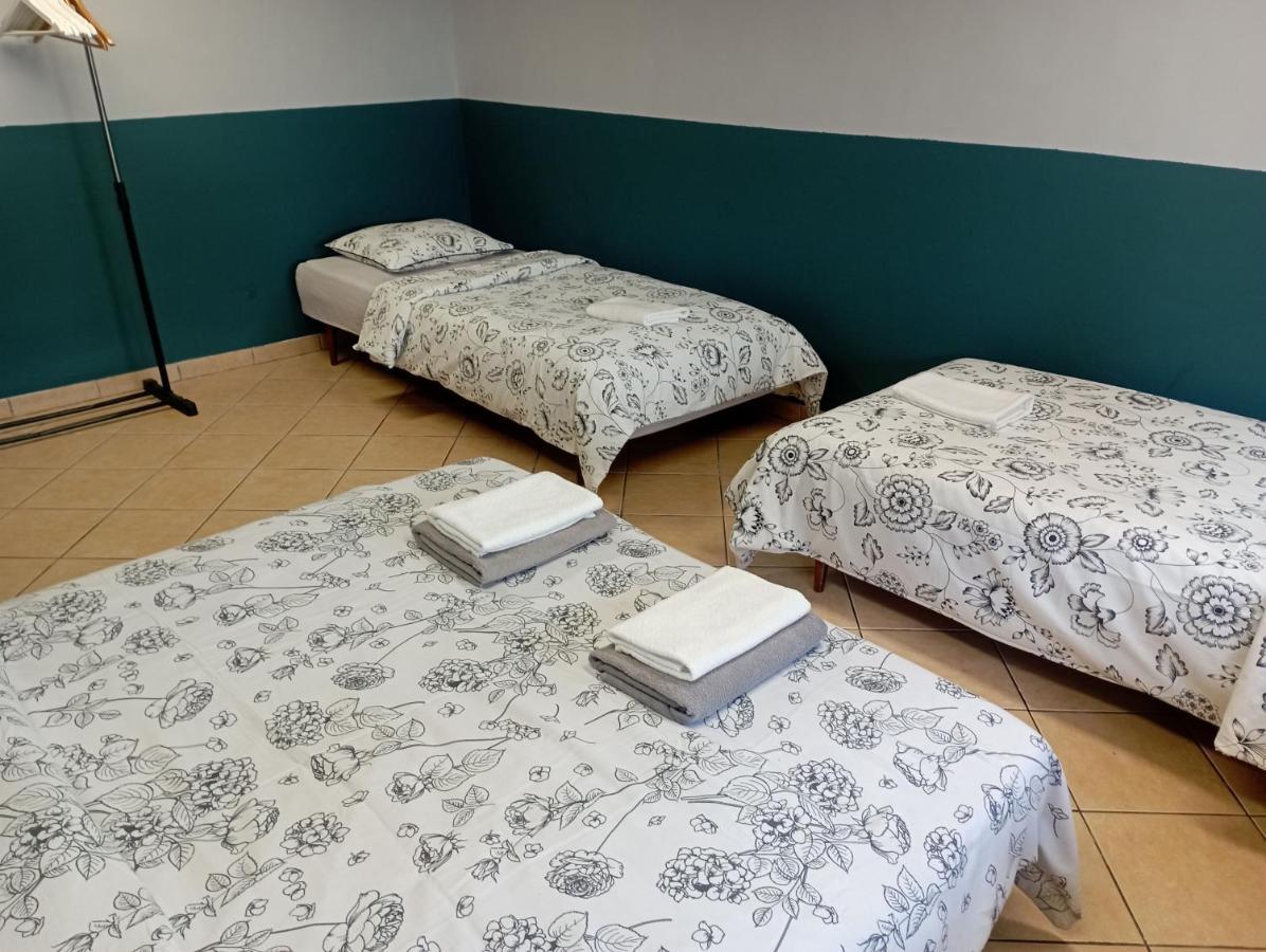 Pokoje Targowek Hotel Warschau Buitenkant foto