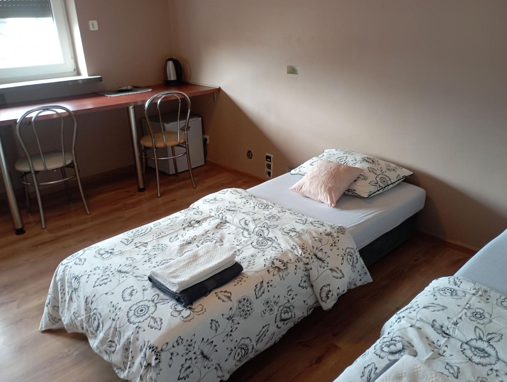 Pokoje Targowek Hotel Warschau Buitenkant foto