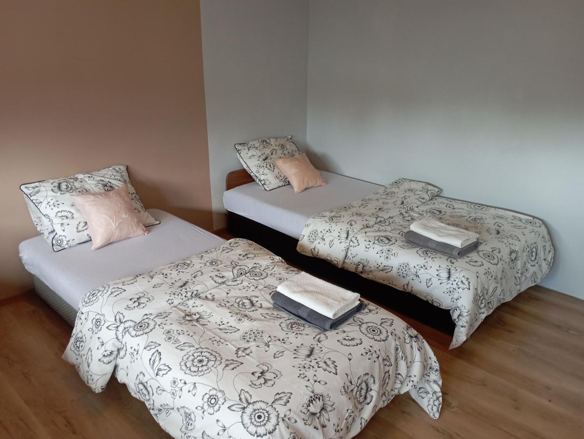 Pokoje Targowek Hotel Warschau Buitenkant foto