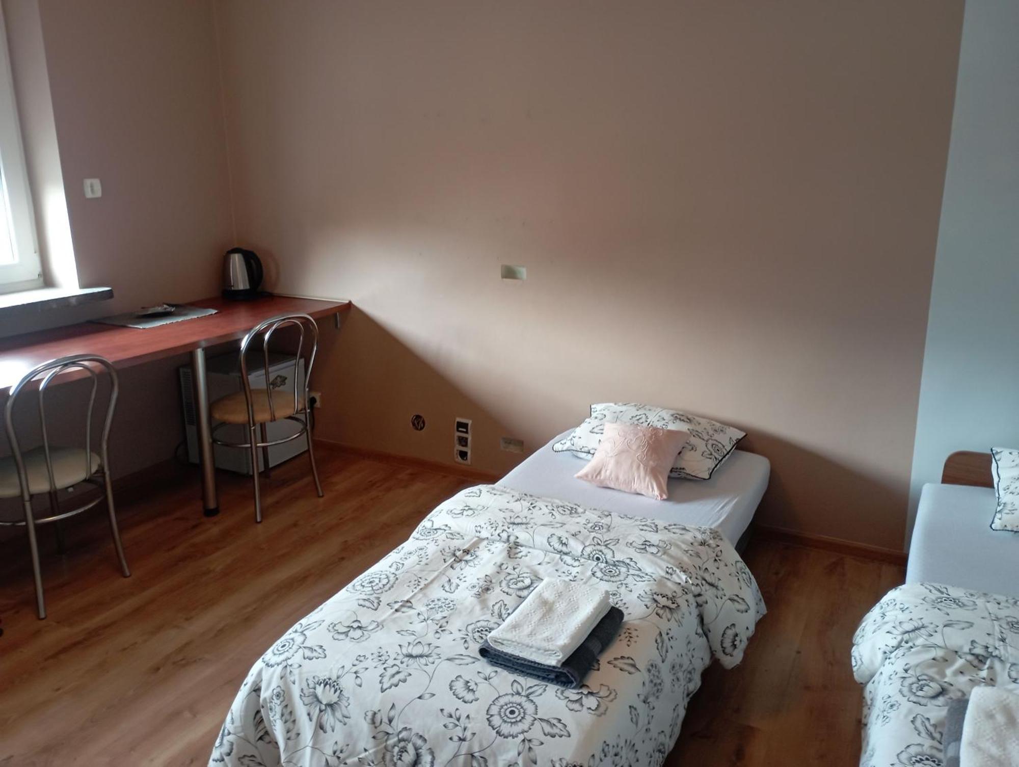 Pokoje Targowek Hotel Warschau Buitenkant foto